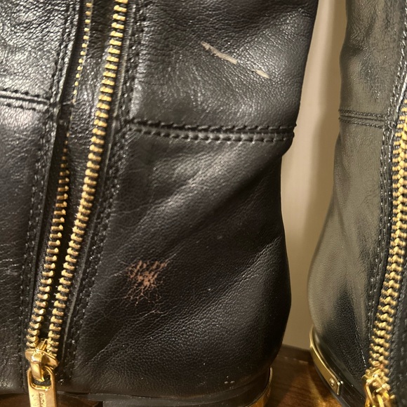 ♦️ Michael Kors Black knee high leather boots with gold studs size 5.5 - Picture 7 of 16